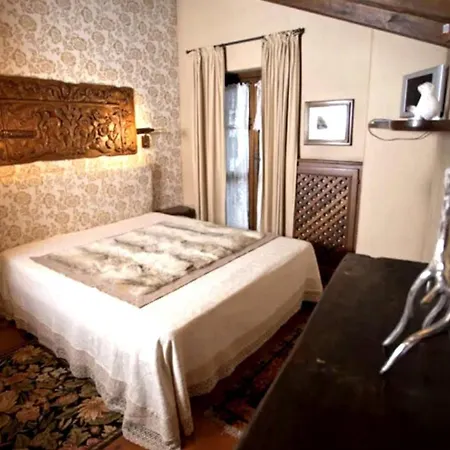 Rustic Apartment, Quiet Location Apartment *
